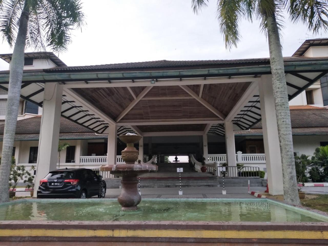 The Orient Star Resort Lumut Eksteriør bilde